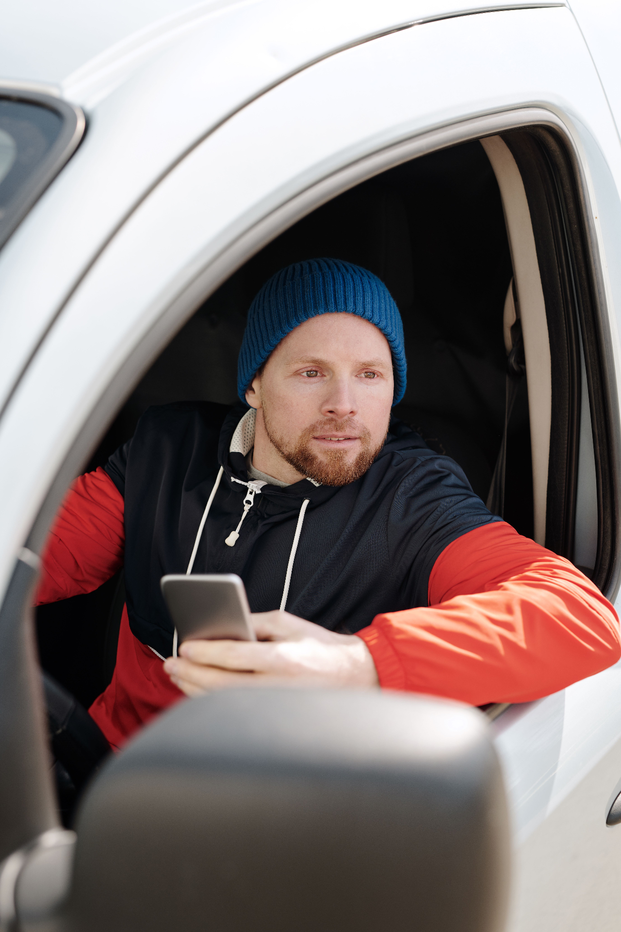 Friendly Essex tradesperson with work van — local Google Maps SEO